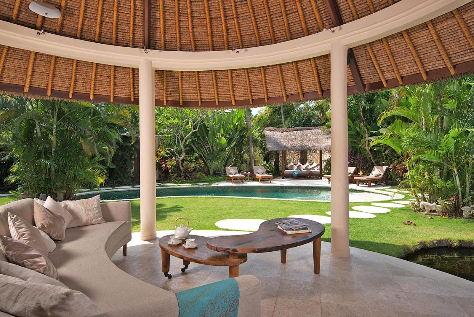 Villa Kubu Seminyak Екстериор снимка