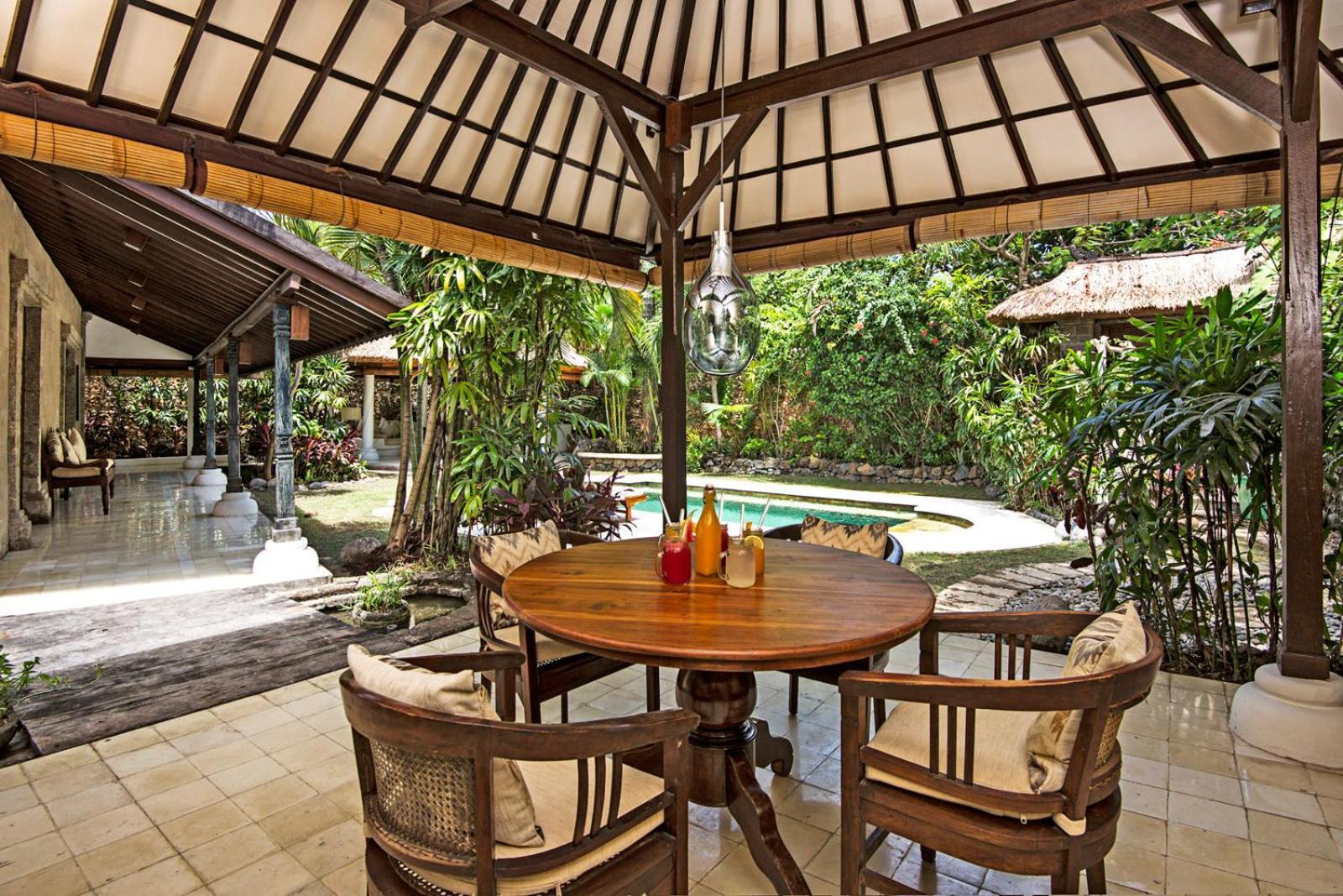 Villa Kubu Seminyak Екстериор снимка